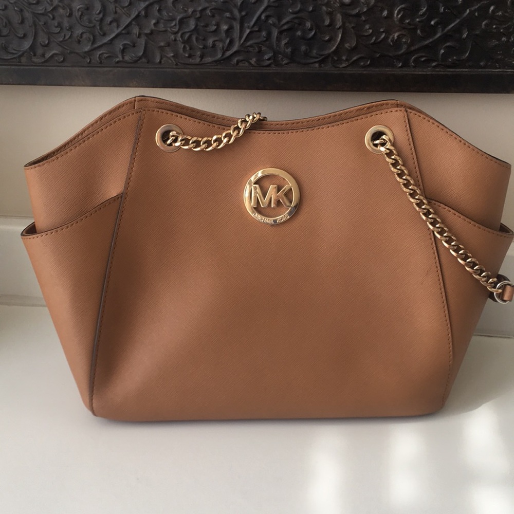 Camel Michael Kors Purse!!